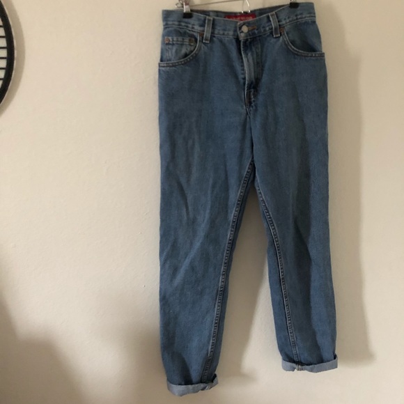 Levi Medium Wash Jeans - Picture 2 of 7